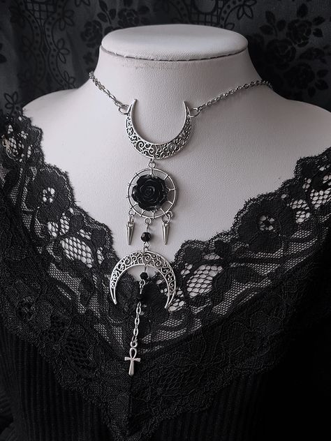 The price is for a necklace only, others are not included. Garment Size SizeFree SizeFull Length48+5 Dark Jewelry Gothic, Dark Fantasy Jewelry, Eclectic Townhouse, Sala Grunge, Moon Clothes, Gothic Necklaces, Goth Jewellery, Gothic Jewelry Diy, Moon Clothing