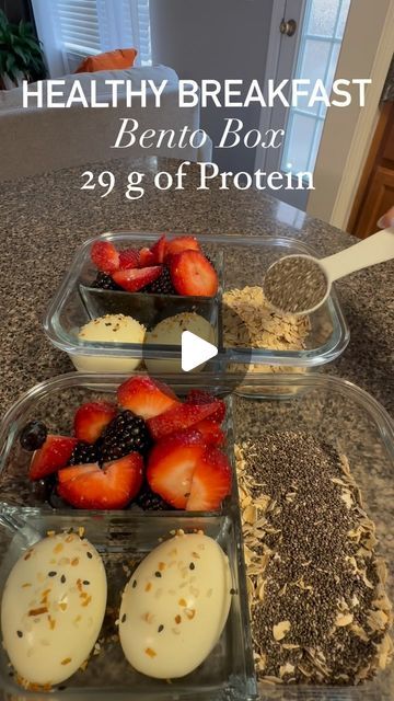 432K views · 20K likes | Kayla Wilkins, MS on Instagram: "Starting my day off right with this protein-packed breakfast bento box! 🌞 Eggs, Greek yogurt, oatmeal, and berries make for a balanced morning boost. Packed with 29g of protein, it’s the perfect fuel to kickstart your day! 💪🏾 Will you give this meal prep idea a try? Drop a comment below!   Adding it all up:  12g (2 eggs) + 6g (1/2 cup oatmeal) + 8g (1/4 cup Greek yogurt) + 2g (1 tbsp chia seeds) + 1g (1/2 cup organic almond milk) = 29 grams of protein  Add in a dash of cinnamon and 1 tsp of honey for sweetness! Can be stored up to 4 days in the fridge.   #HealthyBreakfast #ProteinPower #MealPrepGang #Nutrition #Wellness #Explore #ExplorePage #HealthyEating" Yogurt Oatmeal, Bento Box Breakfast, Breakfast Bento Box Ideas, High Protein Bento Box Ideas, Yoghurt Breakfast, Oatmeal And Eggs, Organic Almond Milk, Greek Yogurt Breakfast, Medieval Recipes