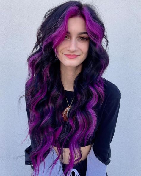 Sunset Hair Color, Vivid Hair, Split Dyed Hair, Vivid Hair Color, Creative Hair Color, Money Piece, Dyed Hair Inspiration, Semi Permanent Hair Color, Pretty Hair Color