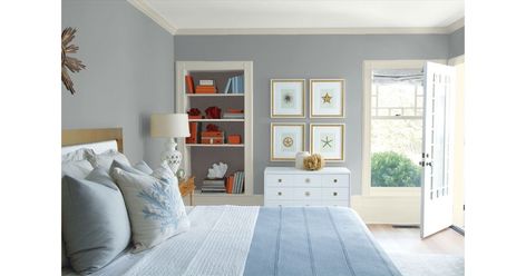 "Timber Wolf is my go-to gray when I'm looking for something deeper and moodier," Lindsay Pennington tells us. "This gray is more Wall Silhouette, Benjamin Moore Bedroom, Best Gray Paint, Bedroom Paint Colors Master, Benjamin Moore Gray, White Heron, Art Teen, Color Combinations Paint, Revere Pewter