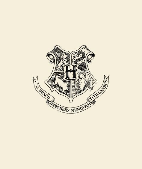 Hogwarts Logo Aesthetic, Harry Potter House Decor, Hogwarts Print, Fantasy Jacket, Harry Potter App, Ravenclaw Logo, Hogwarts Logo, Harry Potter Notebook, Harry Potter Letter