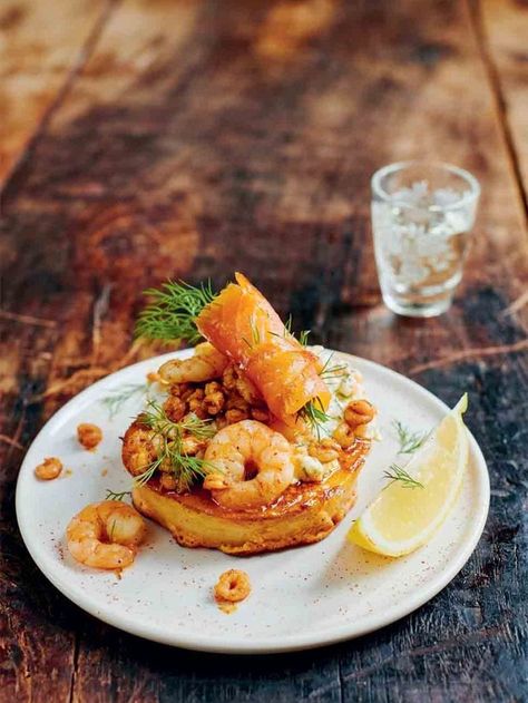 Bloody Mary crumpets | Jamie Oliver recipes Prawn Starters, Seafood Dinner Party, Dinner Party Starters, Steak And Chips, Plating Ideas, Delicious Seafood Recipes, Jamie Oliver Recipes, Dinner Party Recipes, Crumpets