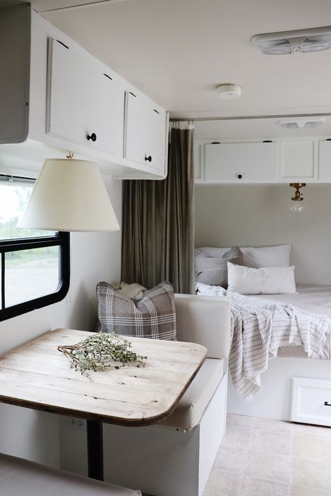 Cozy camper makeover from @_camperhome_ Renovating Caravan, Small Travel Trailer Remodel, Caravan Interior Makeover, Small Camper Interior, Small Travel Trailer, Cozy Camper, Pack List, Camper Reno, Rv Interior Remodel