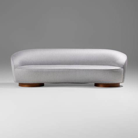 VLADIMIR KAGAN, New Moon sofa | Ragoarts.com Vladimir Kagan Sofa, Moon Sofa, Modern Sofa Design, Vladimir Kagan, Modern Sofa Designs, Sofa Seats, New Moon, Modern Sofa, Modern Chairs