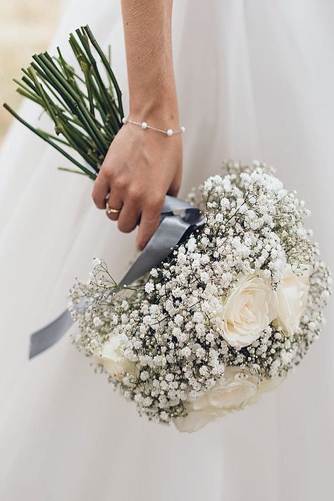 Baby Breath Wedding Bouquet, Wedding Bouquet Of Flowers, Bridal Flowers Bouquet, Wedding Bride Flowers, Bride Flower Bouquet, Elegant Vintage Wedding, Bride Bouquets White, Wedding Flower Bouquets, Wedding Bride Bouquet