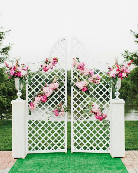 Wooden Wedding Decorations, Garden Trellis Panels, Garden Board, Ceremony Aisle, Bridal Fair, Wedding Doors, Trellis Panels, Lattice Fence, Wedding Event Decor