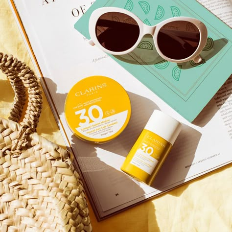 Sunblock Photography Ideas, Sunscreen Product Photography, Sunscreen Photography, Summer Product Photography, Self Care Summer, Aloe Vera Face, Skincare Products Photography, Happy Birthday Wallpaper, Sun Block