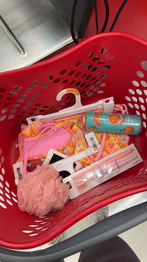 Target Shopping Basket, Target Shopping Cart Aesthetic, Summer Aesthetic Shopping, Target Cart Aesthetic, Going Shopping Aesthetic, Target Shopping Aesthetic, Shopping List Aesthetic, Shopping Day Aesthetic, Shopping Spree Aesthetic