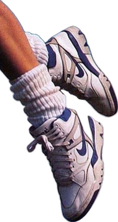 Old Nike Shoes, Nike Air Force Mid, 1980s Shoes, Old Nikes, Nike Ad, Retro Gym, Air Force Shoes, Nike Shoes Air Force, Top Basketball Shoes