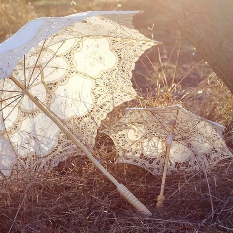 Lace Parasols - $13.95 Picnic At Hanging Rock, Lace Parasol, Romantic Outdoor Wedding, Battenburg Lace, Umbrellas Parasols, Victorian Wedding, Pearl And Lace, Vintage Crafts, Antique Lace