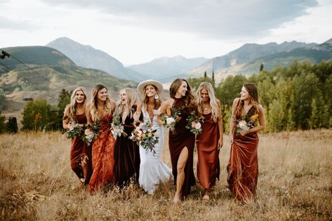 Fall Barn Bridesmaid Dresses, Long Sleeve Burgundy Velvet Bridesmaid Dresses, Burgundy Velvet Bridesmaid Dresses Long, Mismatch Boho Bridesmaid Dresses, Velvet Maroon Bridesmaid Dresses, Bridesmaid Pallet Dresses, Mahogany Bridesmaid Dresses, Western Bridesmaids, Autumn Wedding Dresses