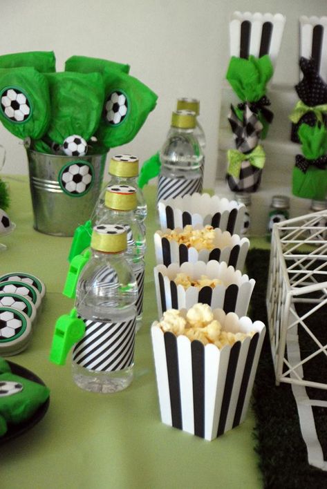 Birthday Party Ideas Themes, Party Ideas Themes, Soccer Party Decorations, Soccer Theme Parties, Soccer Birthday Cakes, Birthday Celebration Decorations, Birthday Party Ideas For Kids, Soccer Birthday Parties, Sports Theme Birthday