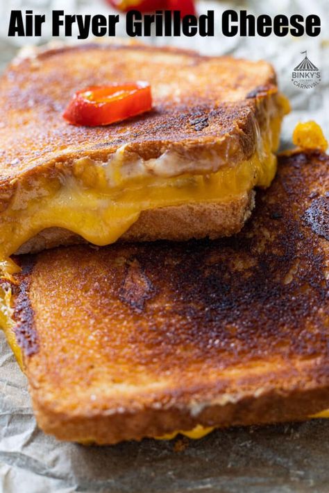 Grilled Cheese In Air Fryer, Grilled Cheese Air Fryer, Jalapeno Grilled Cheese, Cheeseburger Grilled Cheese, Jalapeno Grilled, Spicy Grilled Cheese, Cheese Air Fryer, Cheesy Recipes Easy, Air Fryer Grilled Cheese