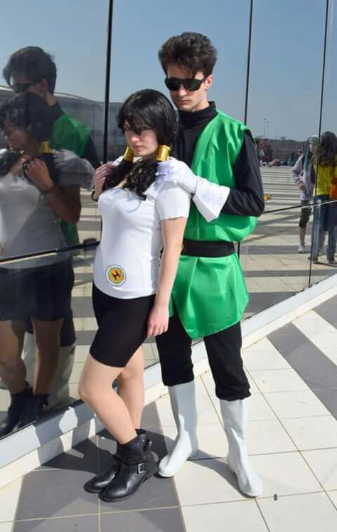 The great saiyaman and videl Great Saiyaman Cosplay, Couple Cosplay Halloween, Cosplay Duo Ideas Anime, Dragon Ball Couple, Couple Cosplay Ideas Anime, The Great Saiyaman, Dragon Ball Cosplay, Flying Nimbus, Duo Ideas