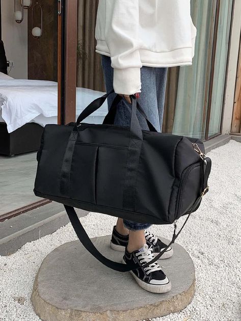 Minimalist Large Capacity Duffel Bag | SHEIN Black Preppy, Nylon Travel Bag, Overnight Travel Bag, Adjustable Bag, Style Preppy, Duffel Bag Travel, Overnight Bag, Black Nylon, Black Tote Bag