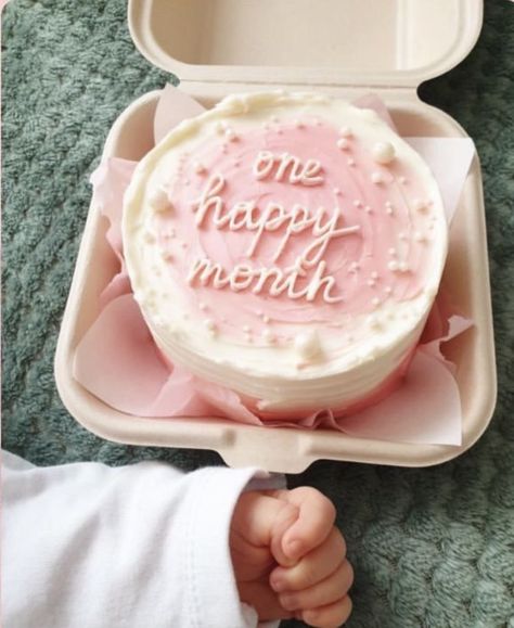 One Month Cake Ideas, One Month Cake Baby Girl, Bento Cake For Baby Girl, 1 Month Cake Ideas, 1 Month Cake Baby Girl, 1 Month Anniversary Cake, One Month Anniversary Cake, 1 Month Bento Cake, Half Way To One Cake Girl