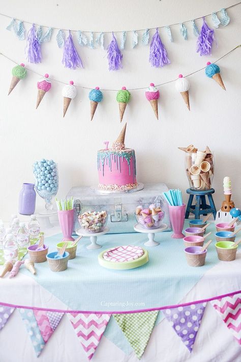 Ice Cream themed birthday party ideas! From food to decor we have you covered! 4de Verjaardag, Ice Cream Party Theme, Cream Birthday Party, Summer Party Themes, Ice Cream Birthday Party, Ice Cream Theme, Ice Cream Social, Ice Cream Birthday, Ice Cream Party