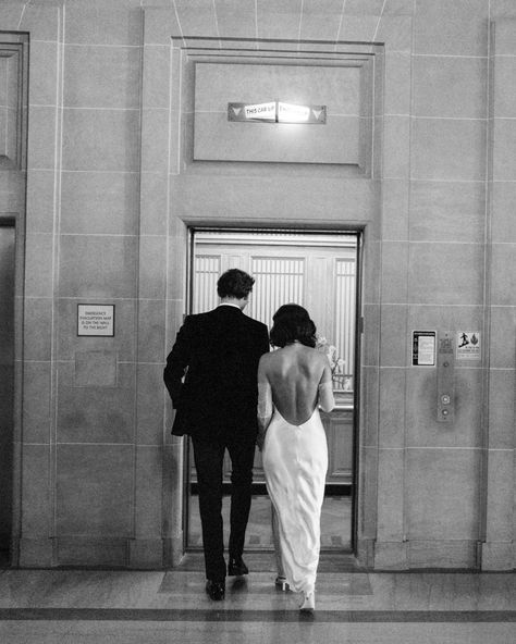 Married In Courthouse, Chic Engagement Photo Outfits, Hotel First Look Wedding, Old Money Pre Wedding Photoshoot, Boujee Engagement Photos, Wedding Photo Ideas Courthouse, Elopement Picture Ideas Courthouse Wedding, Classy Courthouse Wedding, Classy Engagement Photos Outfits