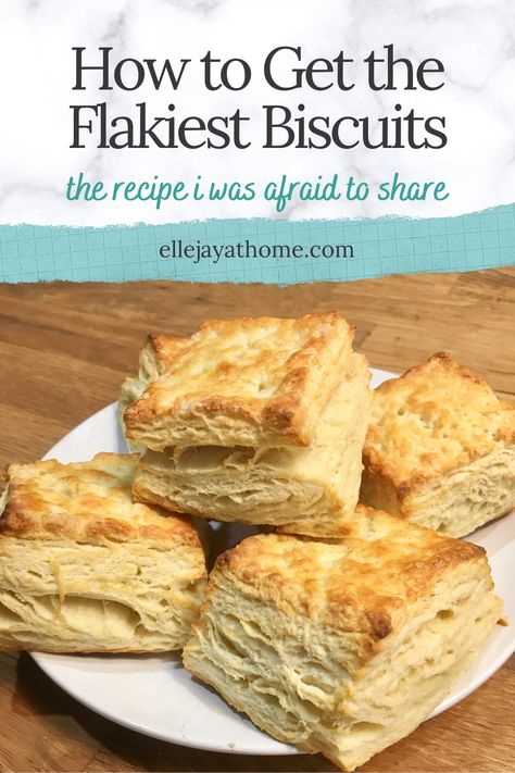 Flaky Biscuits are easier to make than you think and easily one of the more fun ways to eat a biscuit. You'll love the buttery, golden lid and puffy layers. Biscuit Recipe Using Self Rising Flour, Flakey Biscuits, Pillsbury Biscuits, Pillsbury Recipes, Savory Scones, Flaky Biscuits, How To Make Biscuits, Biscuit Mix, Buttery Biscuits