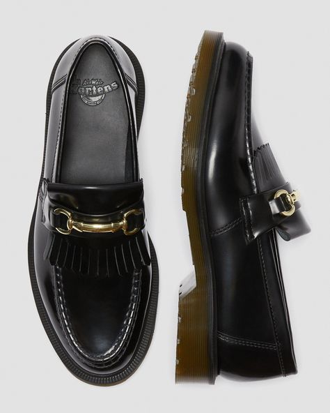 Dr Martens Loafers, Styling Dr Martens, Dr Martens Adrian, Tokyo Street Fashion, Dr Shoes, Academia Style, Outfits Hombre, Shoe Inspo, Tassel Loafers