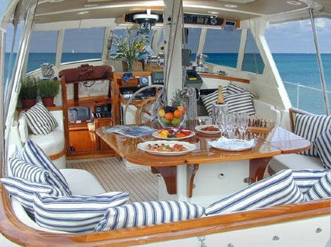 Sailing Yacht Interior, Boat Remodel, Sailing Yachts For Sale, Boat Interior Design, Sailboat Interior, Boat Living, Yacht Interior Design, Sailboat Living, Ocean Sailing