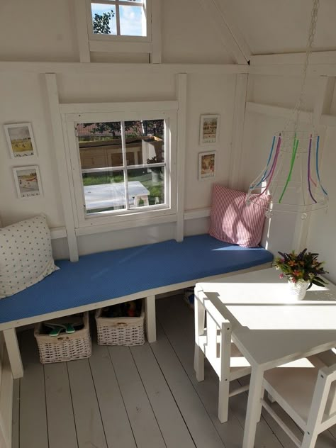 Interior Playhouse Ideas, Inside Playhouse Ideas, Outdoor Playhouse Interior Ideas, Cubby House Interior, Play House Interior, Kids Playhouse Interior, Outdoor Playhouse Interior, Playhouse Interior Ideas, Inside Playhouse