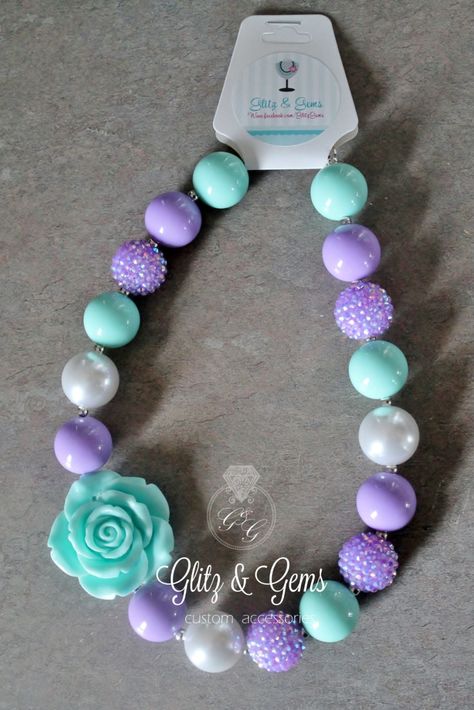 Chunky Bubble Gum Bead Necklace Purple Aqua White Rhinestone www.facebook.com/GlitzGems Bubblegum Necklace Diy, Bubblegum Necklace Ideas, Bubble Gum Bead Ideas, Kids Jewelry Diy, Bubble Gum Necklace, Chunky Bead Necklace, Easter Jewelry, Chunky Bead Necklaces, Bubblegum Necklace