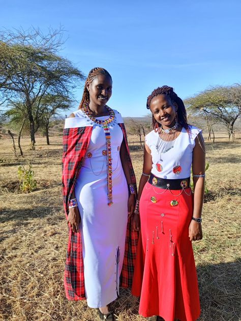 Maasai queens Maasai Dress, Horn Of Africa, Maasai, Elegant Dresses For Women, Folk Costume, Virtual Closet, African Fashion, Elegant Dresses, Wedding Dress