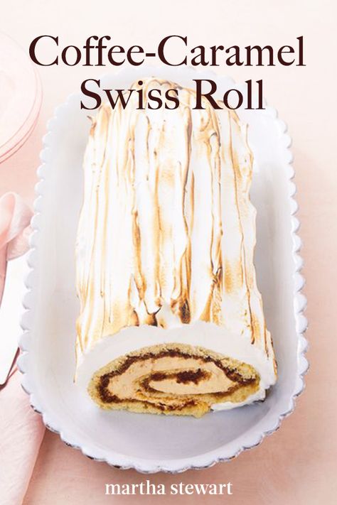 Caramel Swiss Roll, Espresso Syrup, Swiss Roll Cakes, Roll Cakes, Swiss Roll Cake, Cake Rolls, Cake Roll Recipes, Homemade Snickers, Cookies Bars