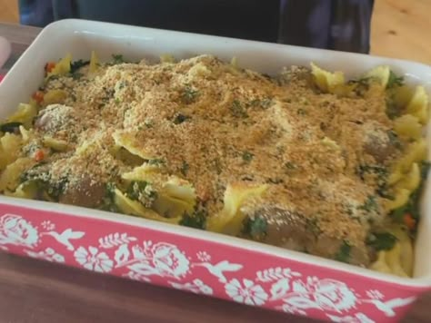 Get Italian Wedding Casserole Recipe from Food Network | Pioneer Woman uses frozen Italian meatballs and kale to make a casserole based on Italian wedding soup Italian Wedding Soup Casserole Pioneer Woman, Italian Wedding Casserole Pioneer Woman, Wedding Soup Casserole, Frozen Italian Meatballs, Ree Drummond Recipes, Recipes With Ingredients, Pioneer Woman Ree Drummond, Wedding Soup, Pioneer Woman Recipes