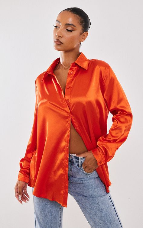 Spring Business Casual Outfits, Costumes 2023, Satin Button Down Shirt, Outfits Skirts, Spring Business Casual, Satin Button Up, Orange Satin, Oversized Flannel, Red Flannel