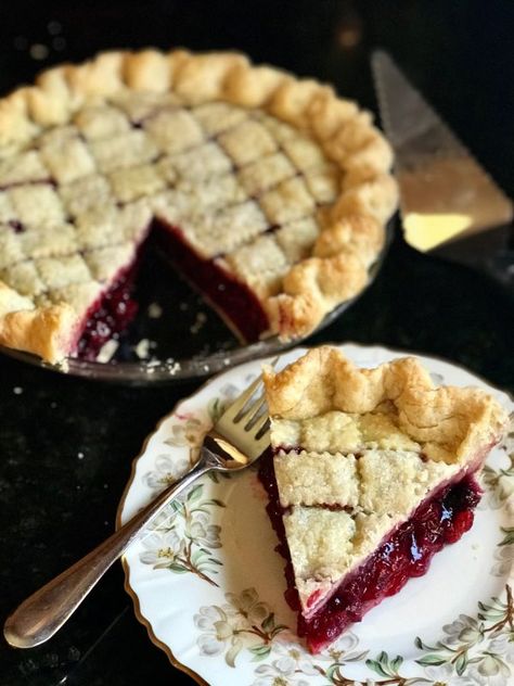 Cranberry Cherry Pie, Nantucket Christmas, Thanksgiving Cranberry, Cherry Pie Recipe, Broma Bakery, Cranberry Pie, Slice Of Pie, Fresh Cherry, Laura Palmer