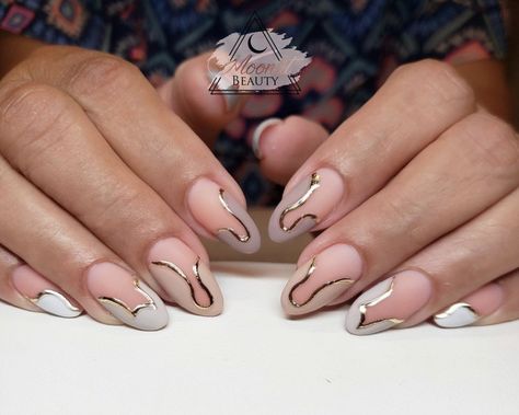 Irregular French Nails, Nailart Ideas, French Manicures, Short Square Nails, Nail Art Designs Videos, Beauty Inspo, Nail Art Summer, Chic Nails, Square Nails