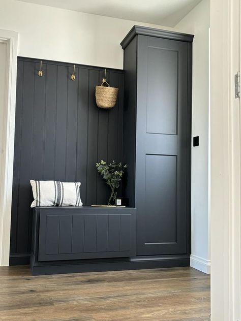 Cloak Room, Mudroom Makeover, Mud Room Entry, Coat Storage, Mudroom Decor, Hallway Designs, Hallway Storage, Hall Decor, Home Entrance Decor