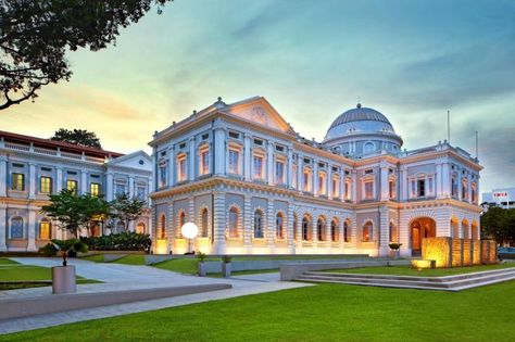 20 Free Things to do in Singapore. #thingstodo #placestovisit #singapore National Museum Singapore, History Of Singapore, Orchard Road Singapore, Holiday In Singapore, Things To Do In Singapore, Singapore River, Man Made Island, Visit Singapore, Sands Hotel