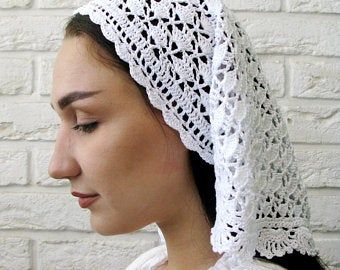 Veil woman | Etsy Veil Woman, Crochet Head Scarf, Crochet Wedding Dresses, Veiled Woman, Summer Country, Beads Colors, Embroidery Beads, Delicate Crochet, Chapel Veil