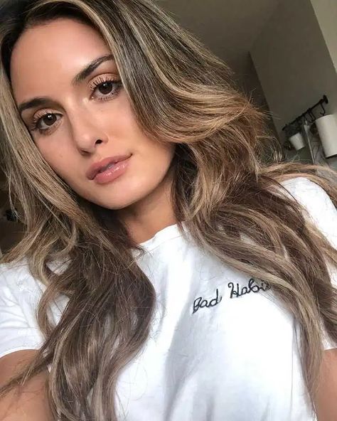 Who is julia rose? See Julia Rose's bio, works, relationships & more - Gadget Clock 1 Julia Rose, Casting Models, Rosé Model, Rosé Instagram, Lingerie Photos, Modeling Career, Summer Instagram, Instagram Model, Rose Tattoos