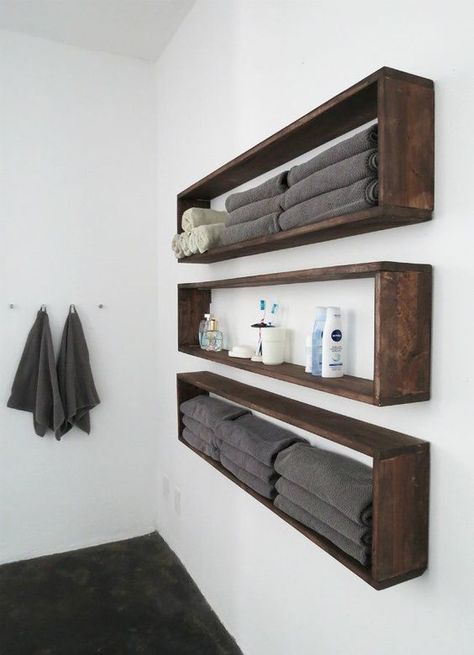 Floating shelves are an awesome design element. They are so versatile and you will be shocked at how easy some of these shelves are to DIY. These 19 tutorials are inspiring us to add them to our kitchen, but these would also be perfect for a bedroom, bathroom, or any other space! #easyDIYfloatingshelves #bathroomfloatingshelves #bedroomfloatingshelves #floatingshelvesoffice #floatingbookshelves #floatingshelveswithbrackets #floatingbookshelvesplans #howtobuildfloatinghelves Diy Bathroom Storage, Bathroom Organization Diy, Diy Wall Shelves, Decor Baie, Floating Shelves Diy, Small Bathroom Storage, Towel Storage, Trendy Bathroom, Diy Bathroom Decor