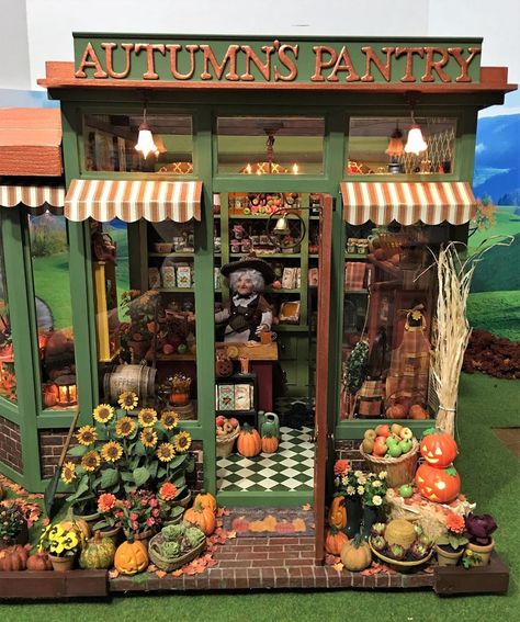 132 Likes, 7 Comments - Jodi Hippler (@jodihippler) on Instagram: “🍁🥀🍂🌻🍂🥀🍁 🧡 Come on in to Autumn’s Pantry for some apple cider and scones! 🧡 🍁🥀🍂🌻🍂🥀🍁 #loveautumn…” Pantry With Sink, Pumpkin Landscape, Miniature Store, Diy Miniature House, Dolls House Shop, Miniature Shop, Mini Store, Miniature World, Miniature Models