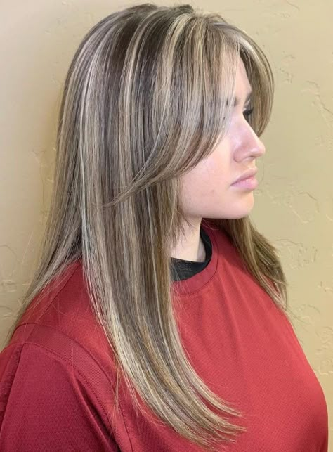 Curtain Bangs Plus Ashy Highlights Hairstyle Chunky Highlights Balayage, Short Brown Hair With Highlights And Curtain Bangs, Blonde Highlights With Bangs, Blonde Hair With Color, 90s Highlights Hair, Blonde Highlights Bangs, Highlights Brown Hair Blonde, Highlights With Bangs, Brown Hair Blonde Highlights