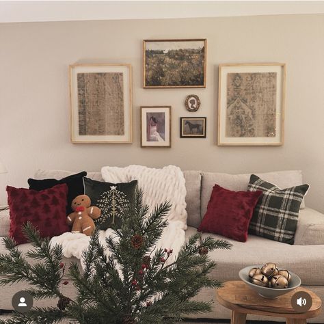 Holiday pillows diy