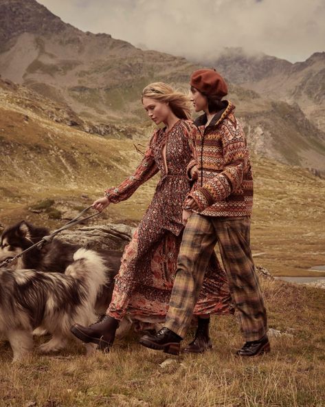 Andreas Ortner for Free People November 2019 Collection Lydia Graham, Camilla Christensen, Mountain Fashion, Saint Moritz, Colour Grading, Free People Set, People Reference, Holiday Campaign, Vogue Spain