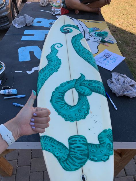 Surfboard Painting Ideas, Surf Board Painting Ideas, Painted Surf Board, Cool Surfboard Designs, Surf Board Designs, Surf Board Painting, Painted Surfboard, Surf Boards Designs, Painted Surfboard Ideas