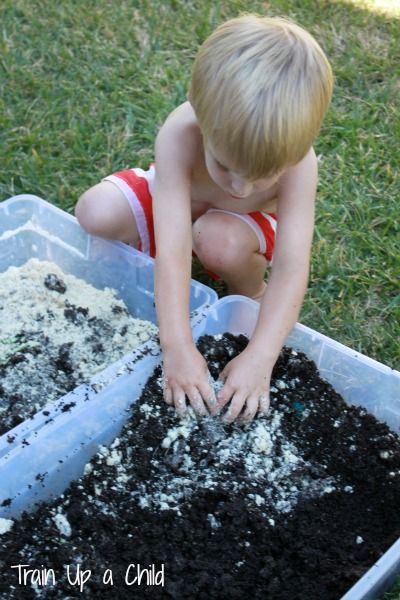 Sensory Tubs, Infant Classroom, Visual Impairment, Adaptive Equipment, Vision Therapy, Sensory Rooms, Train Up A Child, 2023 Art, Sensory Boxes