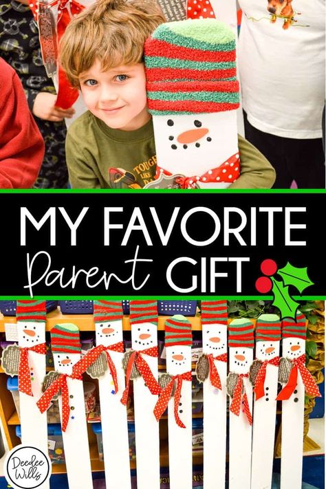 Keepsake Classroom Christmas Gift from Kindergarten Students! Great for preschool children too! Free parent poem is included! Preschool Parent Christmas Gifts, Gifts From Students To Parents, Classroom Christmas Gifts, Christmas Presents For Parents, Preschool Christmas Gifts, Class Christmas Gifts, Parents Images, Students Christmas, Parents Christmas