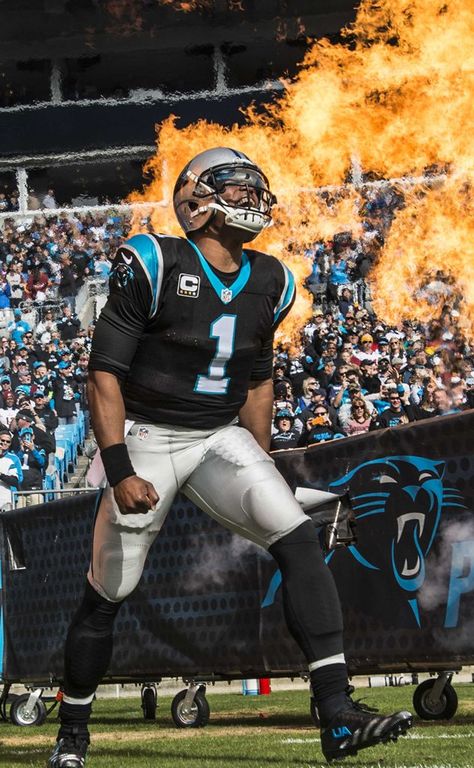 Pro Bowl 2015 soon to be MVP! Cam Newton Cam Newton Wallpaper, Cam Newton Panthers, Nfl Panthers, Carolina Panthers Football, Nfl Football Pictures, Nfl Football Art, Nfl Football Players, Panthers Football, Nfl Photos