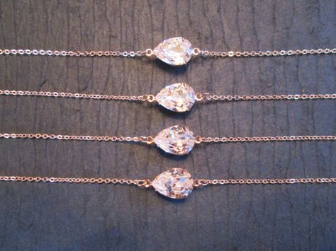 bridesmaid gift jewelry ideas Affordable Bridesmaid Gifts, Wedding Rose Gold, Rose Gold Bridesmaid, Wedding Rose, Gold Bridesmaids, Bridemaids Gifts, Socal Wedding, Bridesmaid Gifts Jewelry, Bridesmaids And Groomsmen