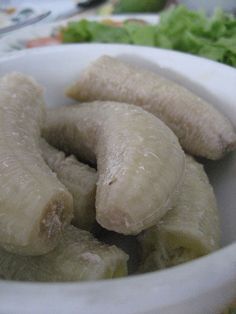 Guineo hervido- Boiled green bananas. Puerto Rican side dish. Toss with olive oil, vinegar, salt and pepper, and you have a filling lunch! Boiled Green Bananas, Puerto Rican Cuisine, Puerto Rican Dishes, Puerto Rico Food, Filling Lunch, Sleep Dream, Spanish Dishes, Hispanic Food, Puerto Rican Recipes