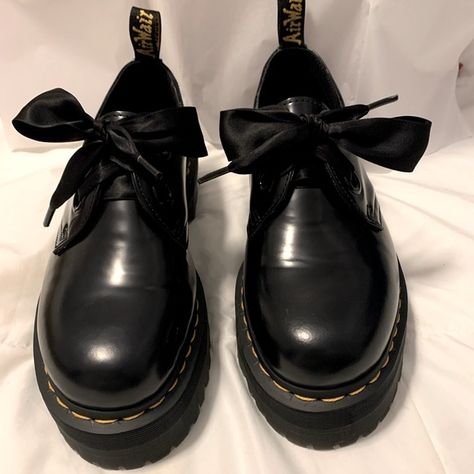 Dr. Martens Holly Buttero Women’s Leather Platform Black Holly Women's Leather Platform Shoes, Holly Oxford Docs, Fashion Boots For Women Style, Dr. Martens Shoes, Doc Marten Holly Platform, Holly Platform Oxford Outfits, Holly Doc Martens, Holly Doc Martens Outfit, Doc Marten Holly