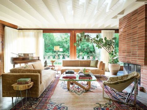 Dakota Johnson House, Johnson House, Relaxing Living Room, Los Angeles Homes, Mid Century Modern House, Dakota Johnson, A Living Room, Step Inside, Architectural Digest